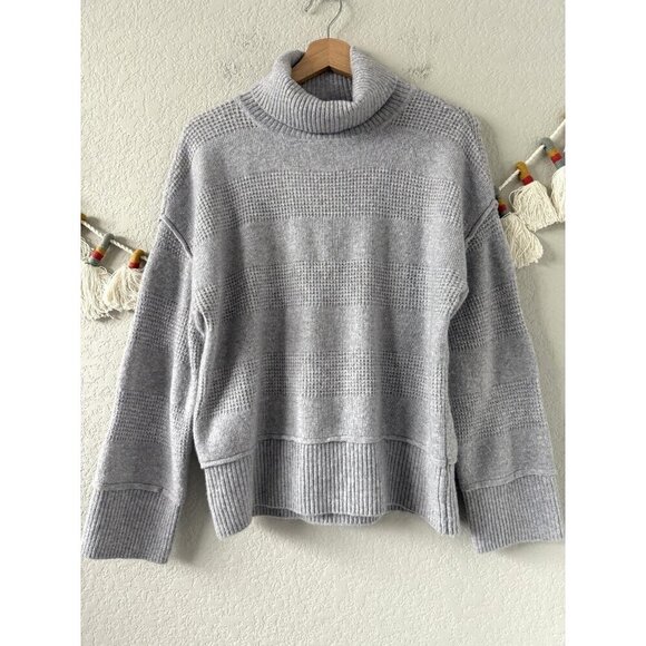 Evereve Ruth Heather Gray Knit Turtleneck Sweater Boho Cozy Minimalist Casual L - Picture 1 of 10